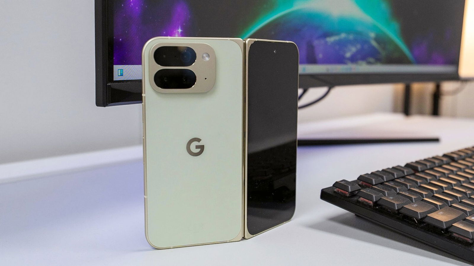 Google Pixel 10 Pro Fold Smartphone Review