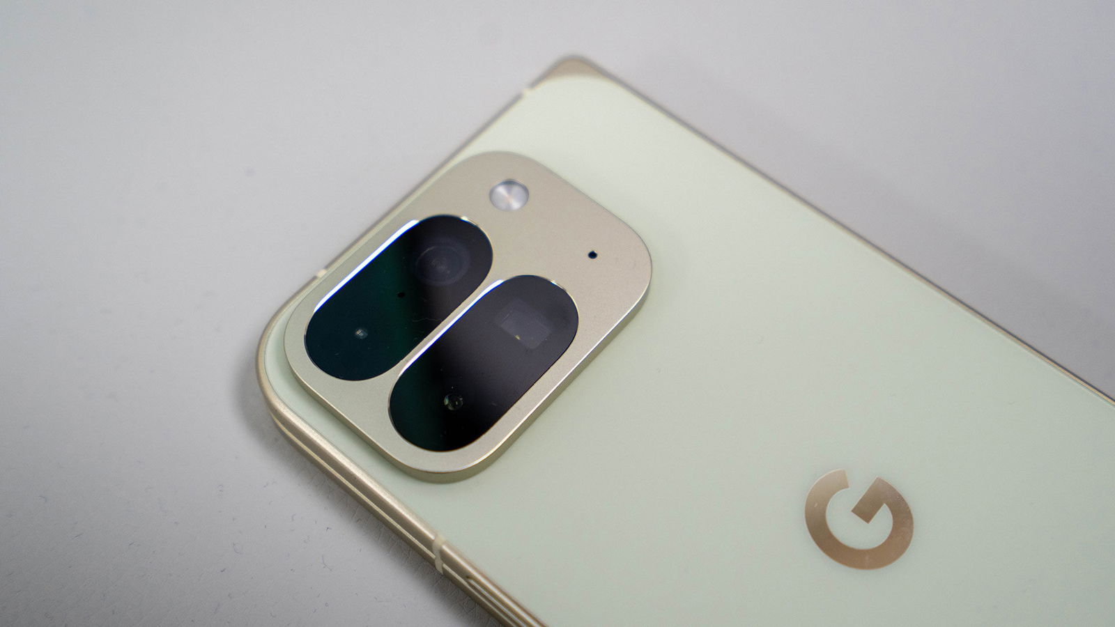 Google Pixel 10 Pro Fold Smartphone Review