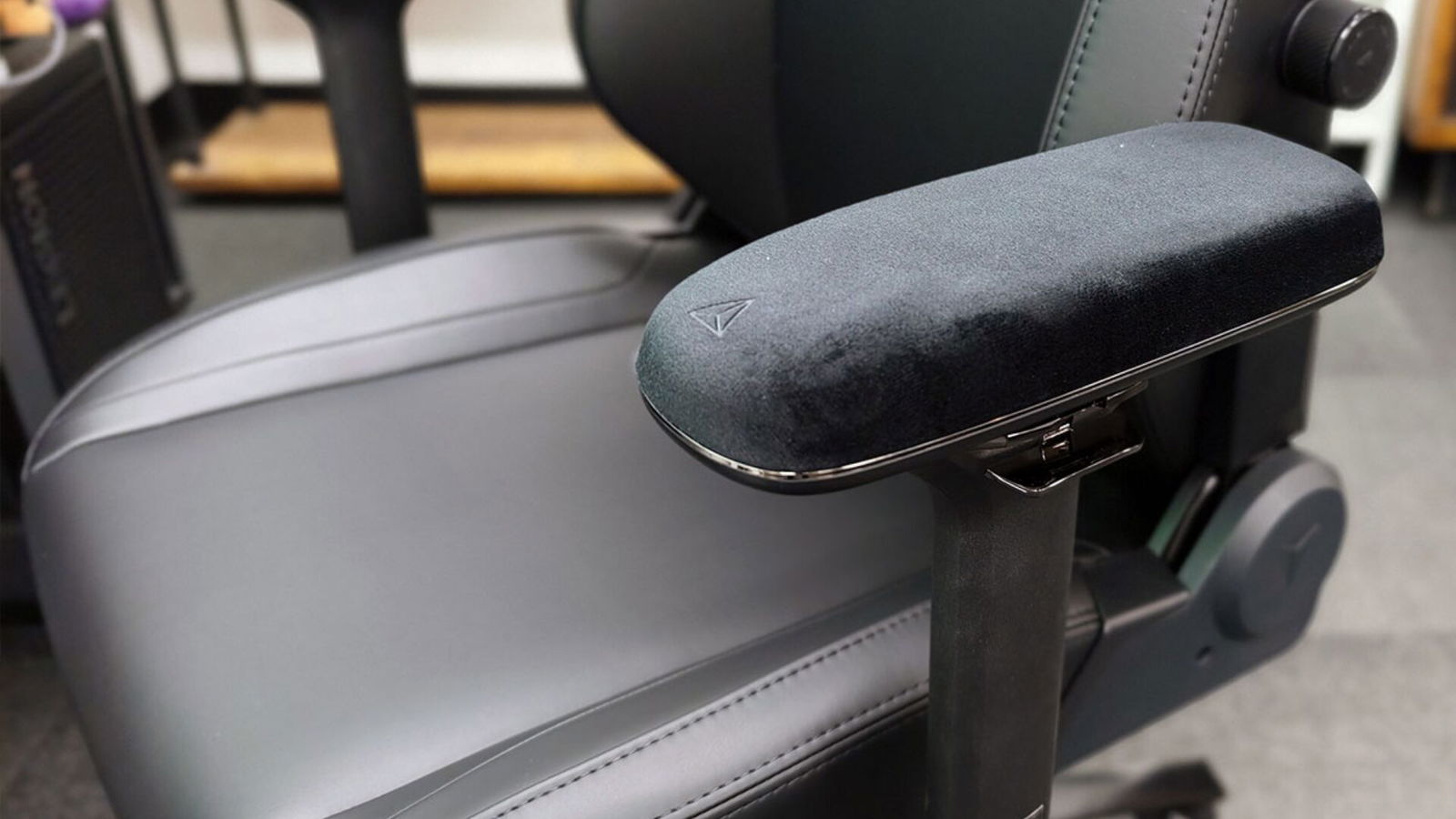 Secretlab Titan Evo Nanogen Edition Review Secretlab Titan Evo Nanogen Edition Review