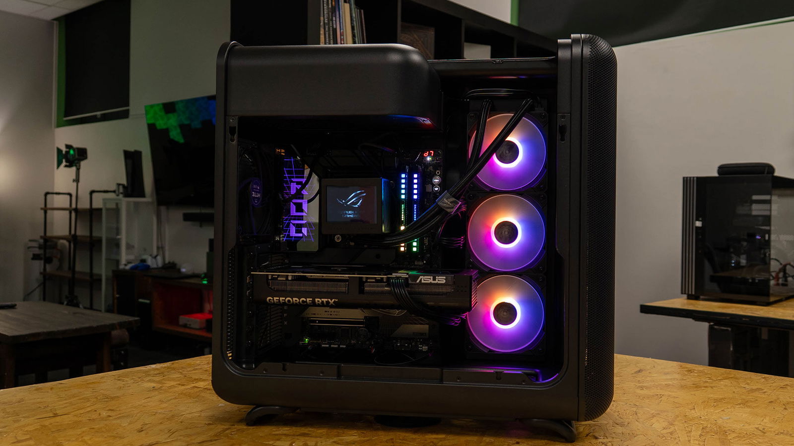 Hyte X50 Pc Case Review Hyte X50 Pc Case Review