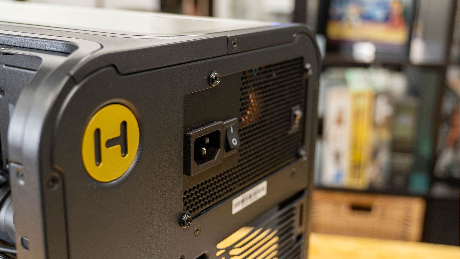 Hyte X50 Pc Case Review Hyte X50 Pc Case Review