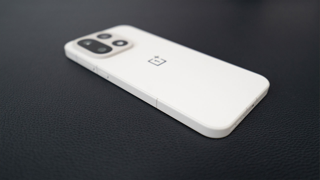 Oneplus 15 Smartphone Review Oneplus 15 Smartphone Review