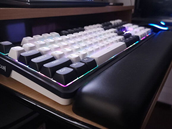 REDRAGON Antonium K745 Pro Mechanical Keyboard review