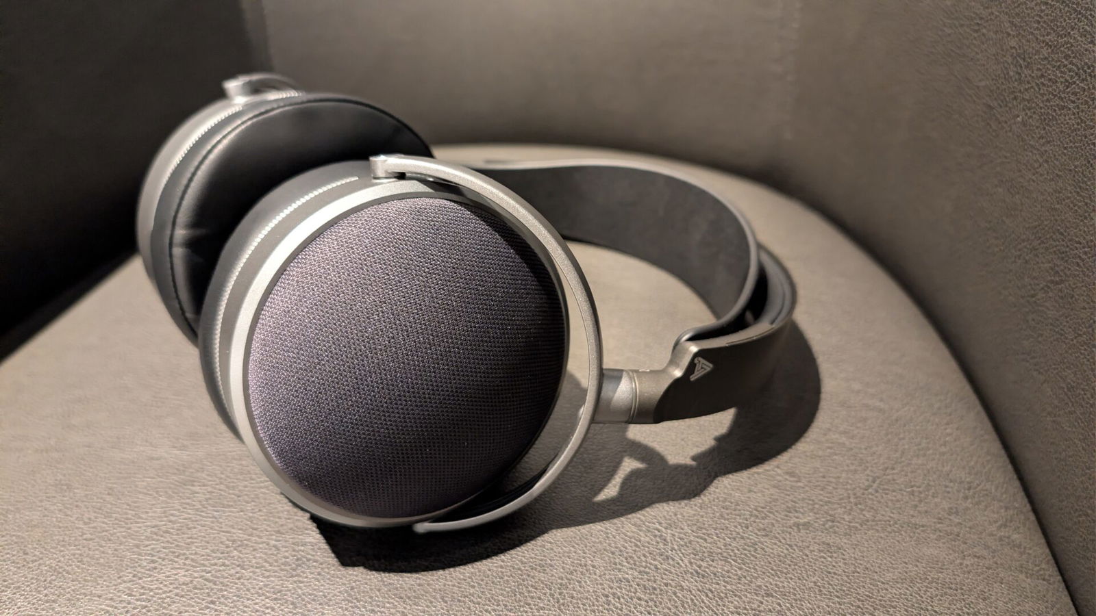 Audeze Lcd S20 Closed-Back Planar Headphones Review Audeze Lcd S20 Closed-Back Planar Headphones Review
