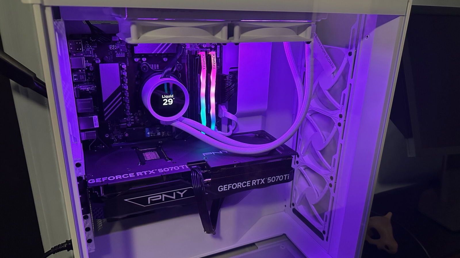 Nzxt Player Two Prime Tower Amd Ryzen 7 9700X Review Nzxt Player Two Prime Tower Amd Ryzen 7 9700X Review