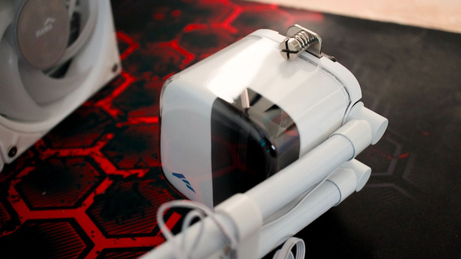 Sama L70 360 White Aio Review