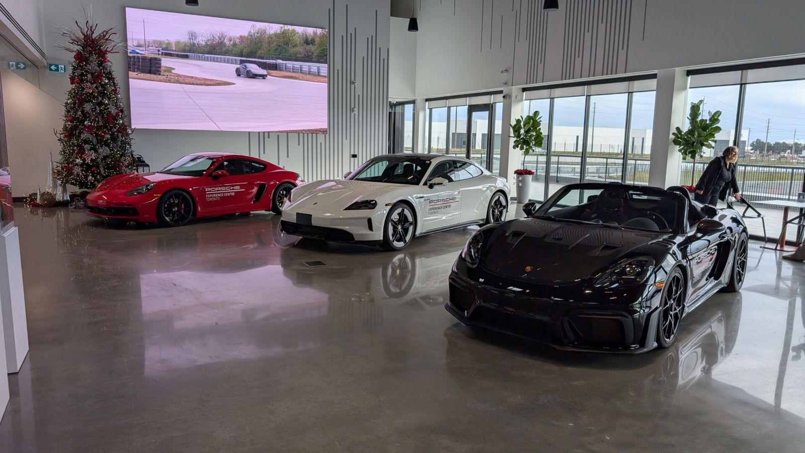 The Porsche Experience Centre Toronto Is Calling All Drivers! The Porsche Experience Centre Toronto Is Taking All Comers