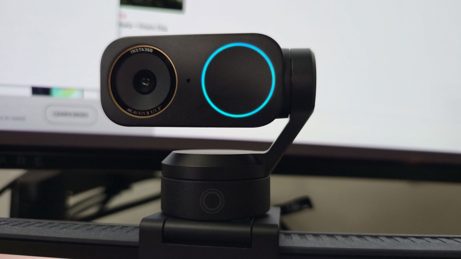 Insta360 Link 2 Pro Webcam Review