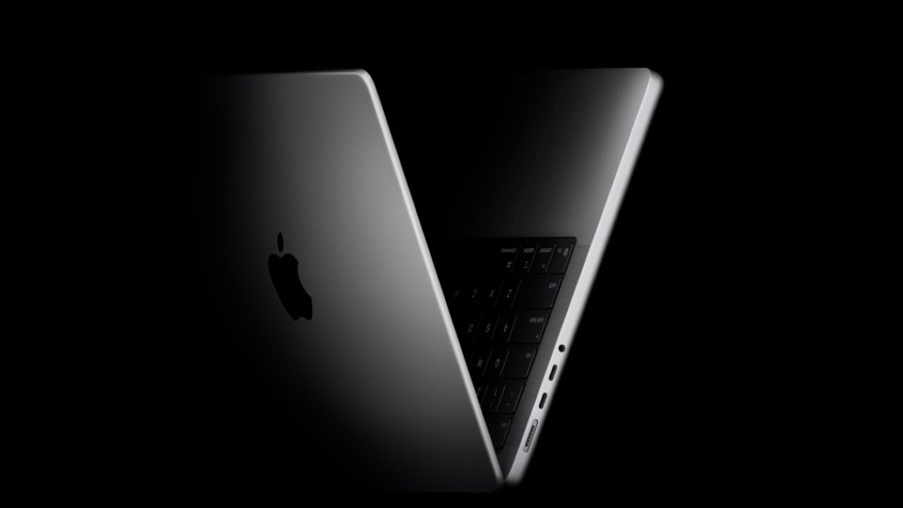 Apple MacBook Pro Deploys Powerful AI-Focused M5 Products To Market