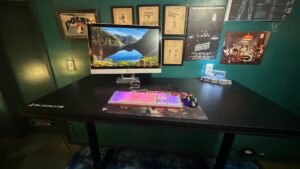 Blacklyte Atlas Lite Standing Desk Review