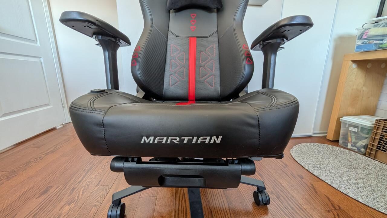 Dxracer Martian Series Gaming Chair Review Dxracer Martian Series Gaming Chair Review