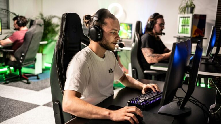 Why Gaming Communities Play a Bigger Role in Game Culture Than Ever